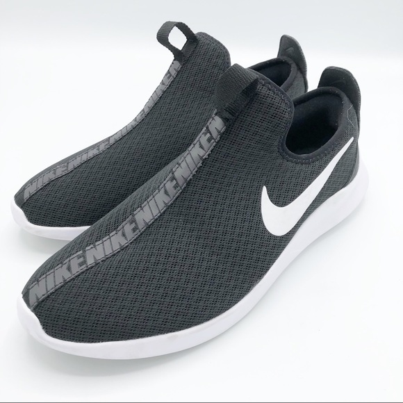 nike slip on sock shoes